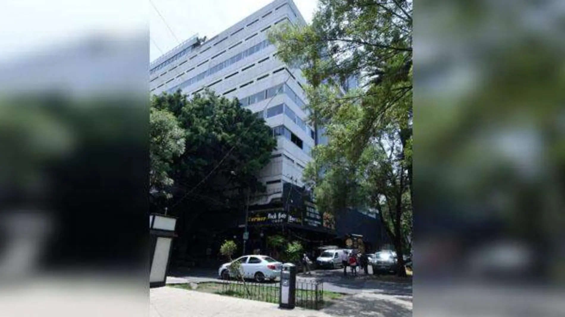 Vecinos piden mayor seguridad y delimitar zona de riesgo alrededor del Plaza Condesa